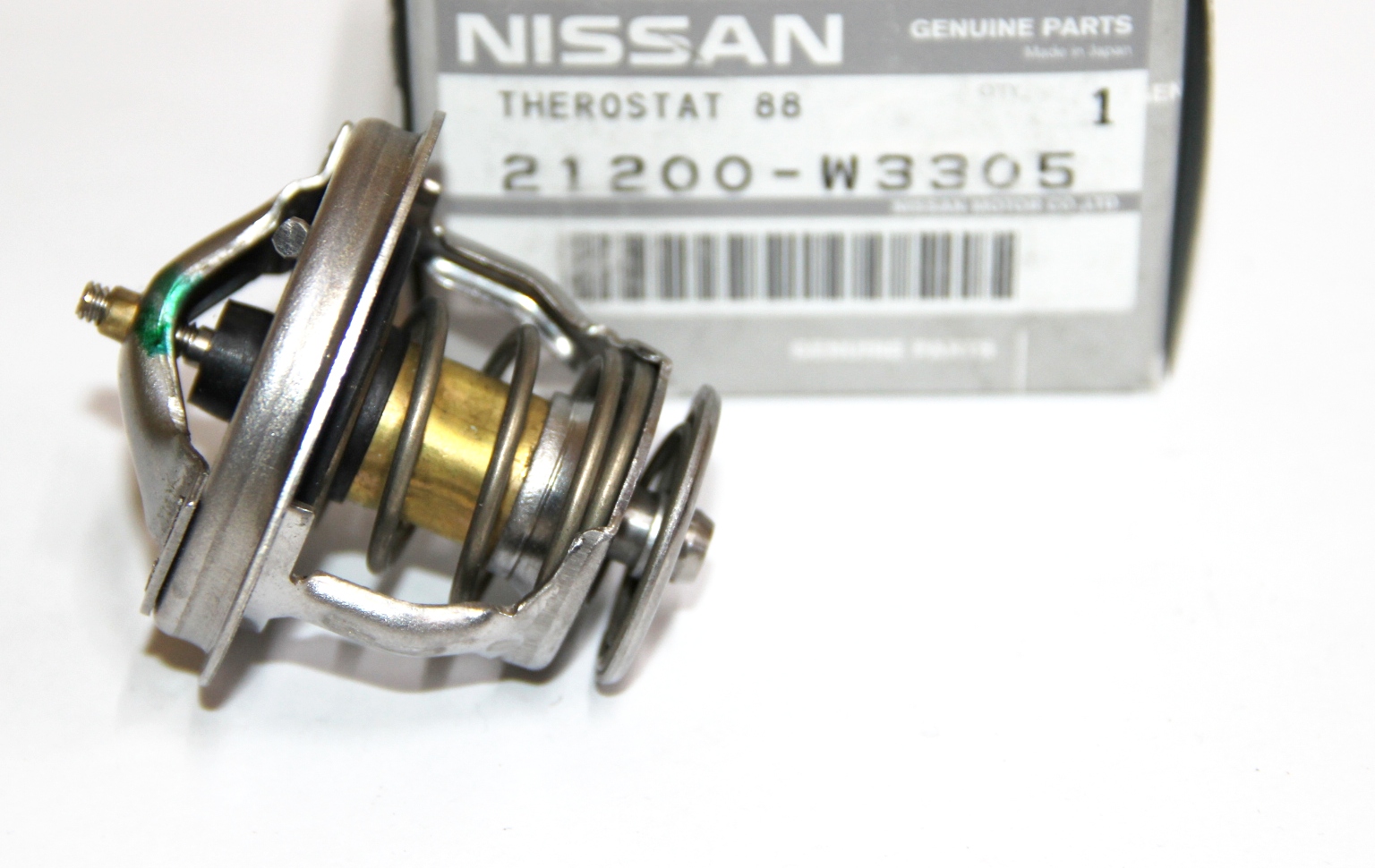 Термостат NISSAN 21200-W3305