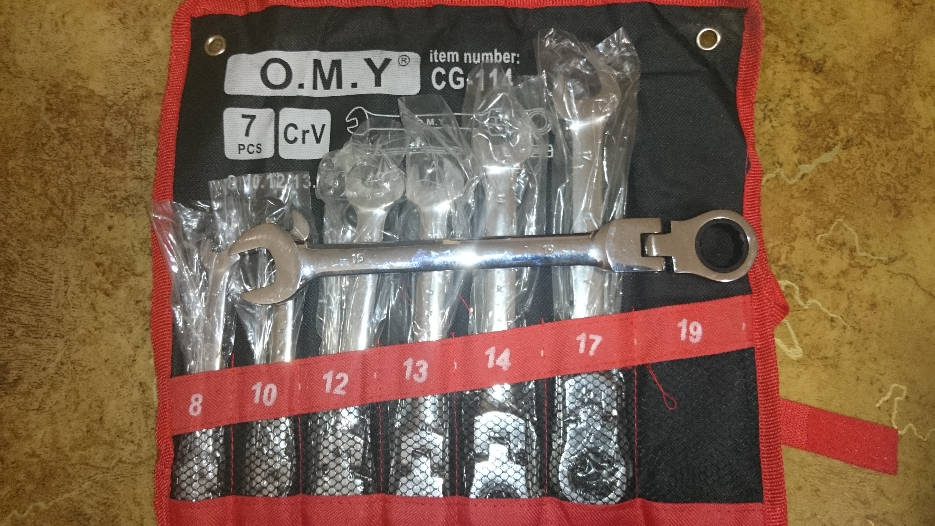 Набор ключей с храповиком на шарнире 7предм. OMY CG-114